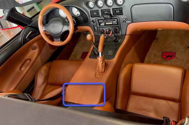 1 Center Console Before.jpg