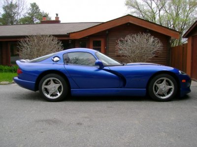 1996 Dodge Viper GTS 002.jpg